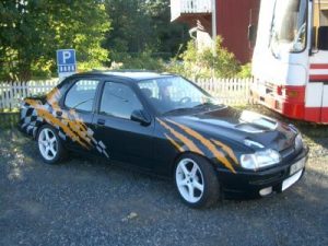 Ford Sierra 87- Motorhuv för racelås