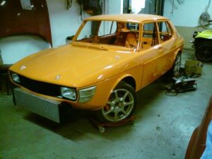 SAAB 99 Motorhuv 99 - 90 alla modeller 69-86 för hoodpins