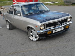 Opel Ascona A71-75 Spoiler med runt luftintag Kamei